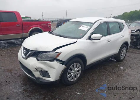 2015 Nissan Rogue S z USA, uszkodzony, nr VIN 5N1AT2MT9FC860557